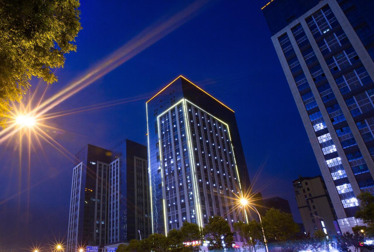 Ibis Xi'An North Train Station Executive Center Otel Dış mekan fotoğraf