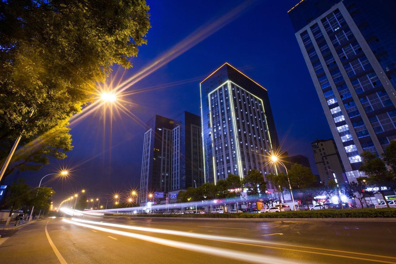 Ibis Xi'An North Train Station Executive Center Otel Dış mekan fotoğraf